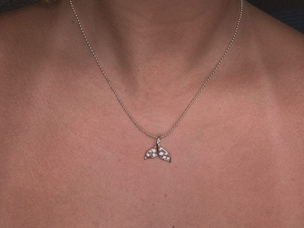 Tail Necklace